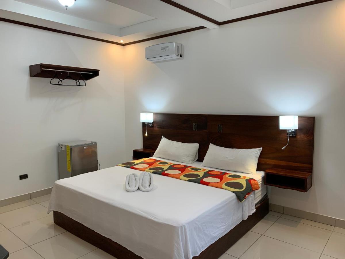 Hotel Manuel Antonio Park Exterior photo
