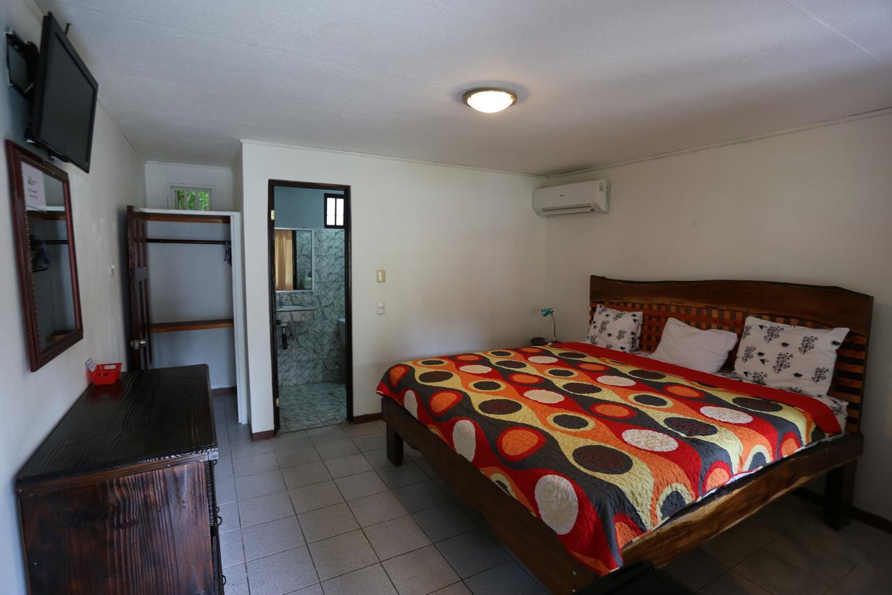 Hotel Manuel Antonio Park Exterior photo